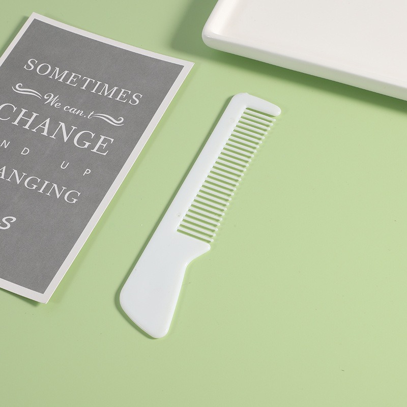 Lược Nhựa Trắng Bi