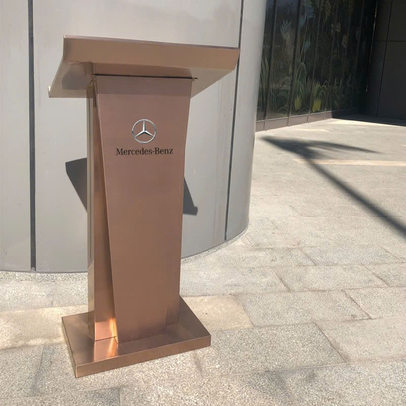 Bục phát biểu bằng gỗ công nghiệp