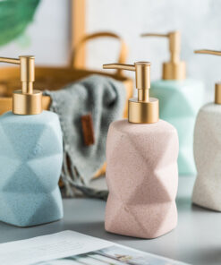 15 mẫu bình đựng dầu gội sữa tắm khách sạn sang trọng và độc đáo nhất cho khách sạn 4 sao, 5 sao