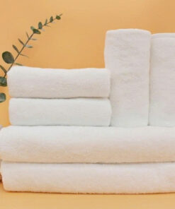 khăn tắm khách sạn