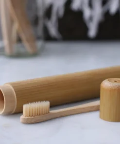 Bàn chải tre thân thiện môi trường, điều kiện bắt buộc cho các khách sạn trong năm 2026