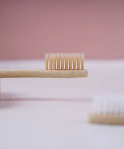 Bộ bàn chải khách sạn: Quy cách, chất liệu và tiêu chuẩn sử dụng