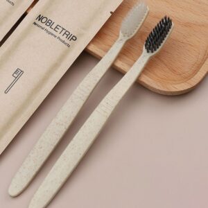 Bàn chải nhựa lúa mạch màu kem