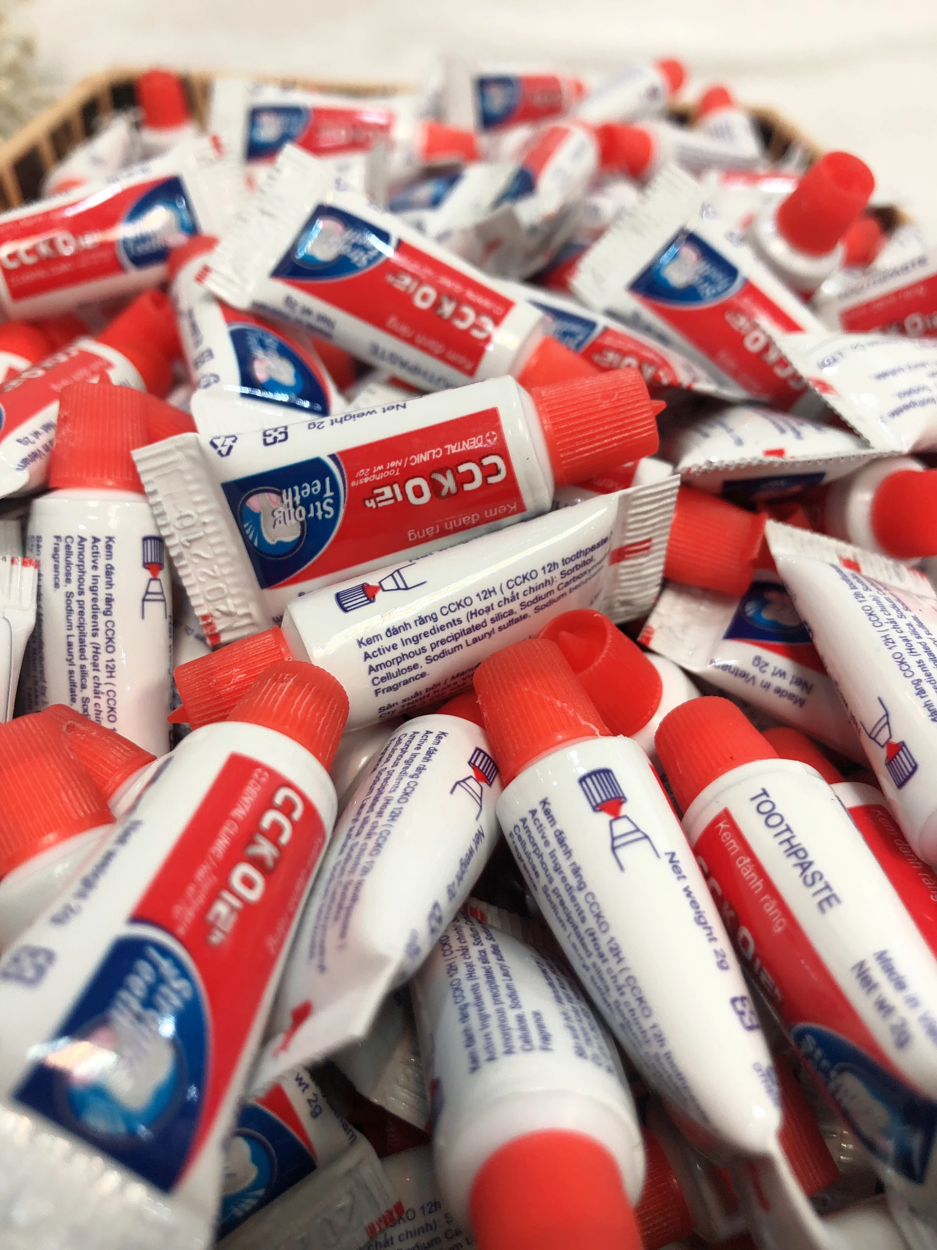 Kem đánh răng CCKO