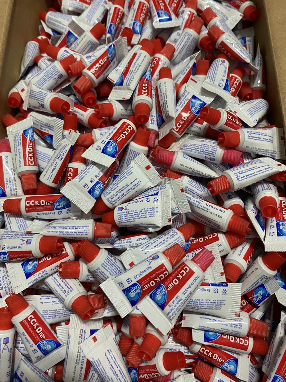 Kem đánh răng CCKO