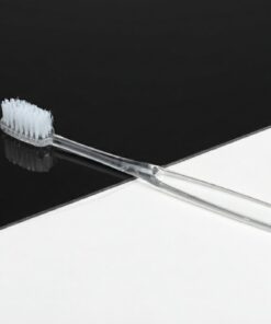 Bàn chải nhựa trắng trong cước bằng