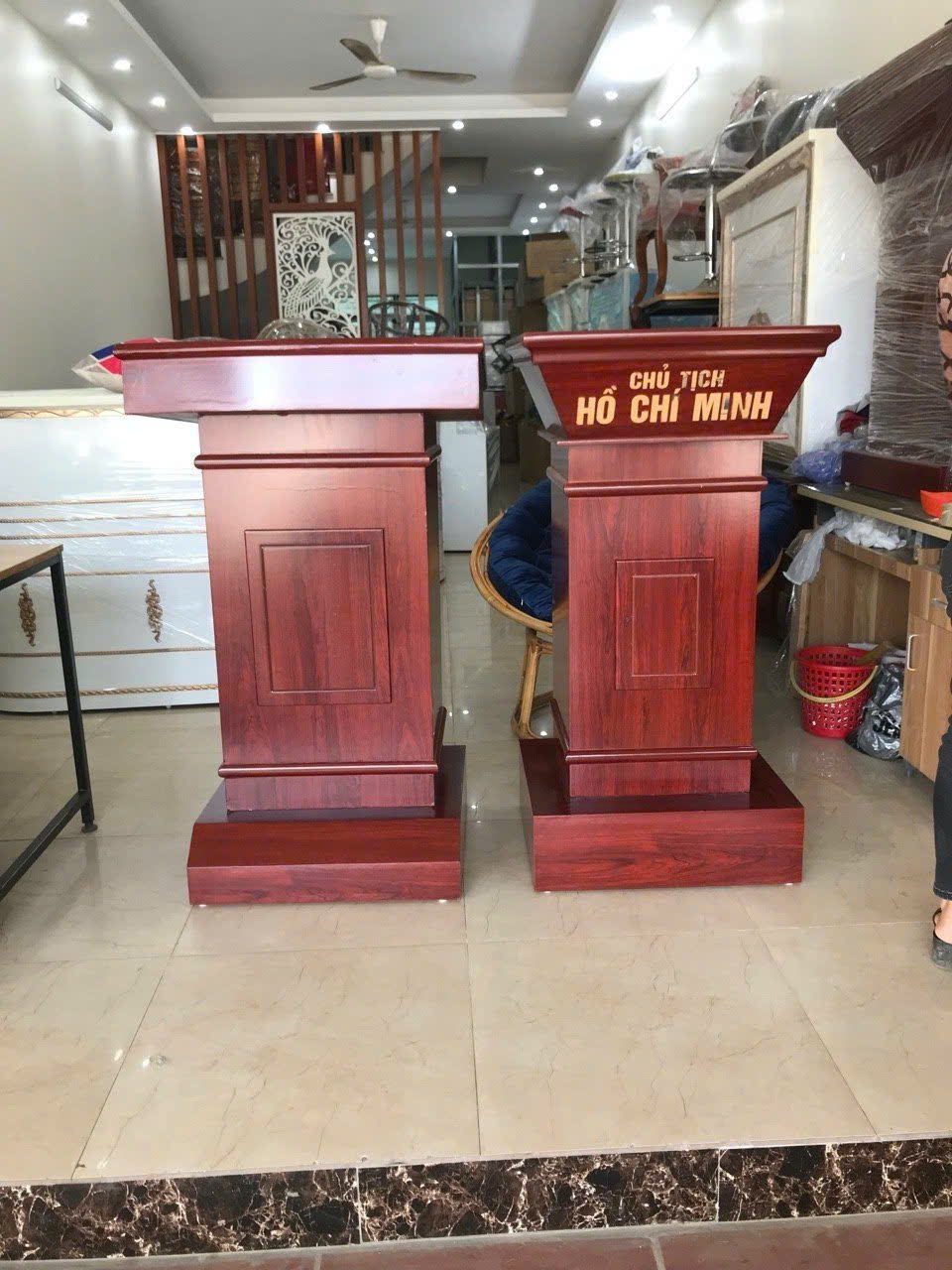 Bục phát biểu gỗ công nghiệp - Mã BPBGCN 08