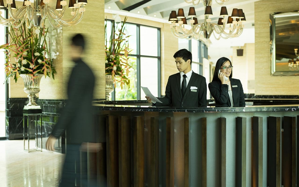 Quản trị khách sạn lương bao nhiêu luôn là câu hỏi hàng đầu của nhân sự trong ngành