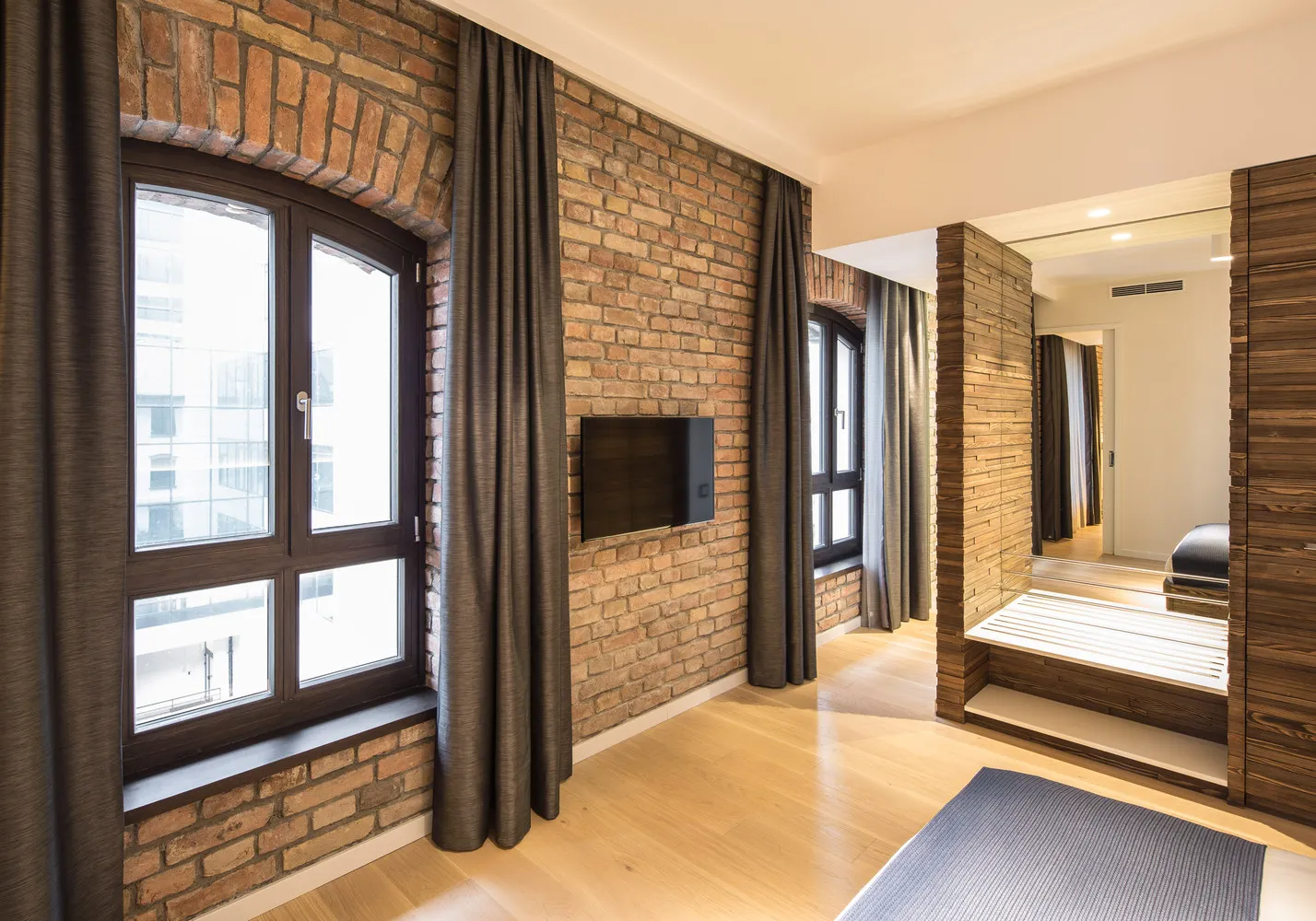 phan-tich-mat-bang-hang-phong-tieu-chuan