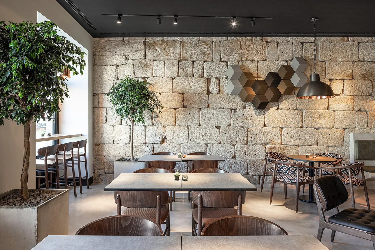 thiet-ke-noi-that-nghe-thuat-cua-su-tuong-phan